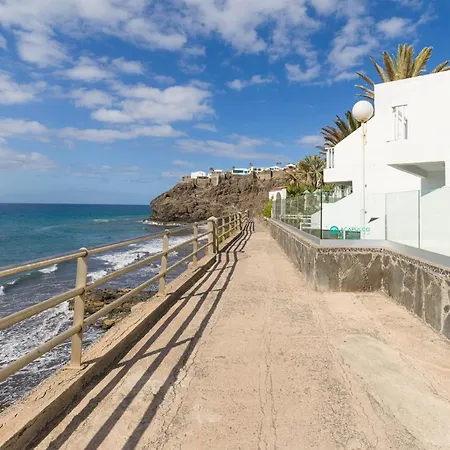 Viewpoint Over The Cliff By Canariasgetaway מספאלומס