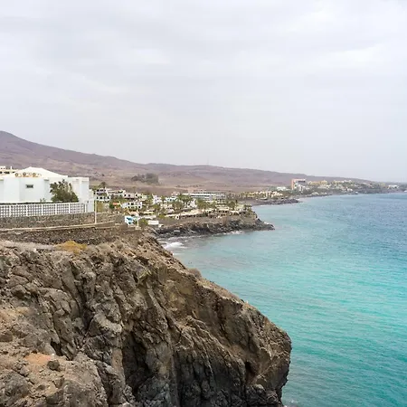 Viewpoint Over The Cliff By Canariasgetaway בית נופש