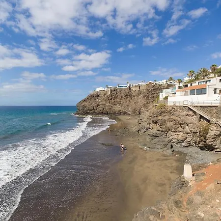 Viewpoint Over The Cliff By Canariasgetaway בית נופש