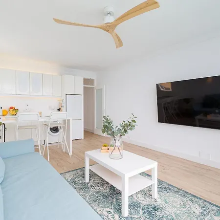 Viewpoint Over The Cliff By Canariasgetaway * מספאלומס